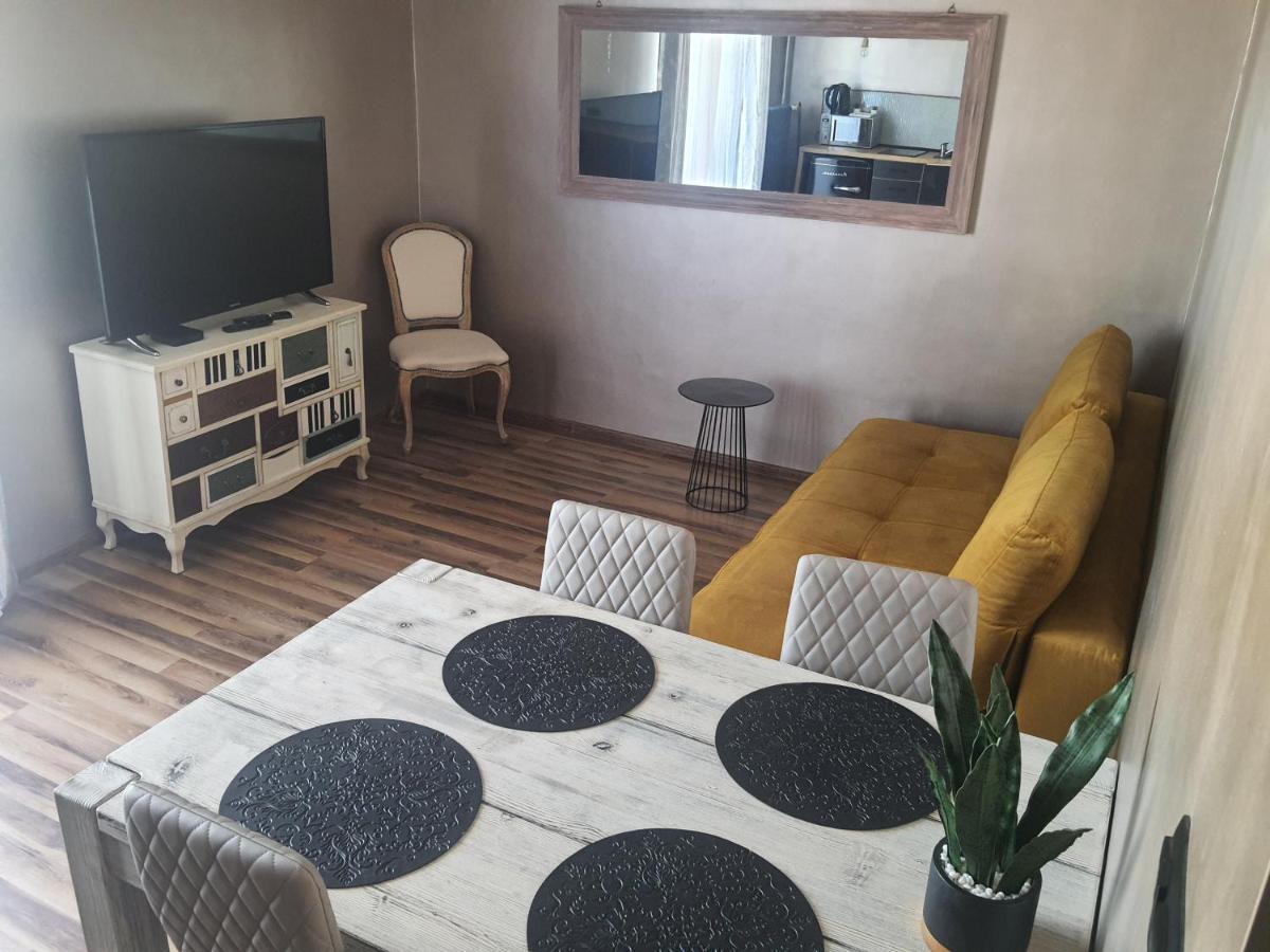 马尔堡Apartament Nad Fontanna公寓 外观 照片